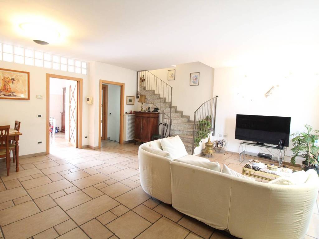 casa indipendente in vendita a Cologno Monzese