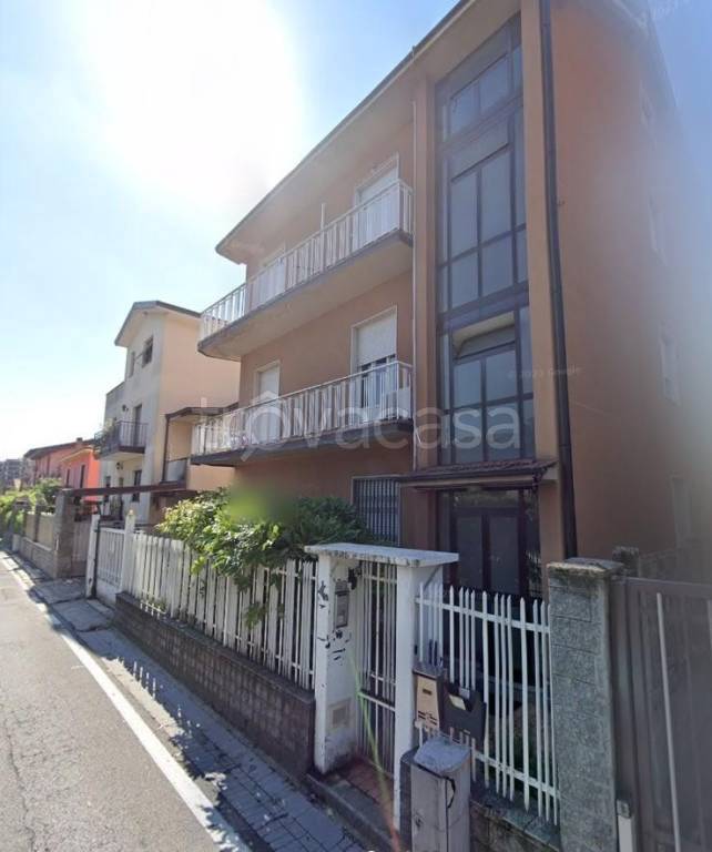 appartamento in vendita a Cologno Monzese
