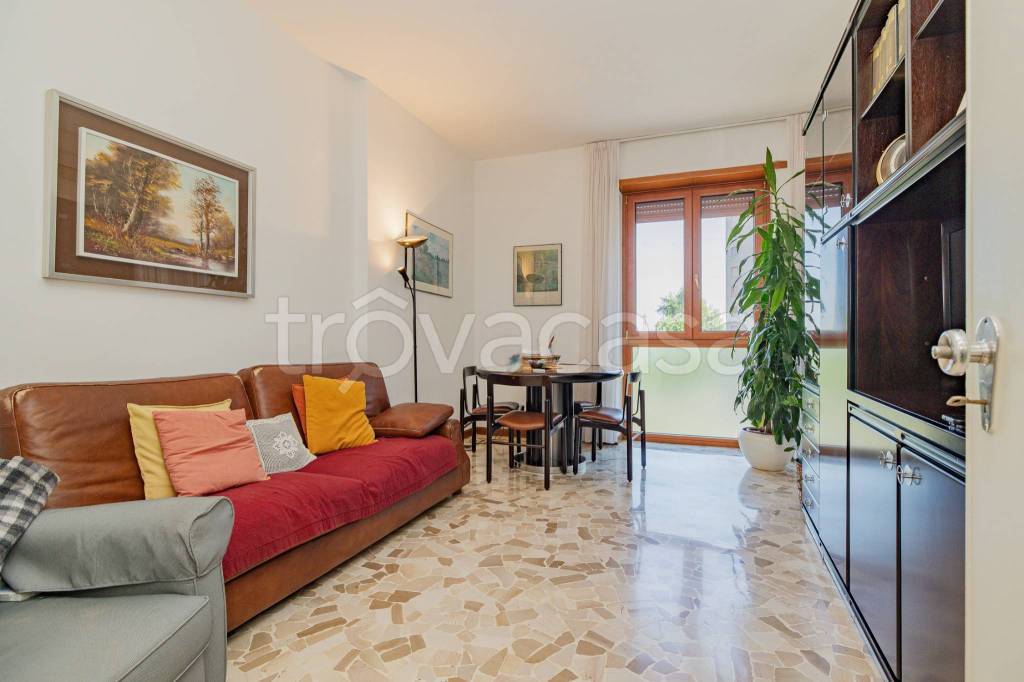 appartamento in vendita a Cologno Monzese