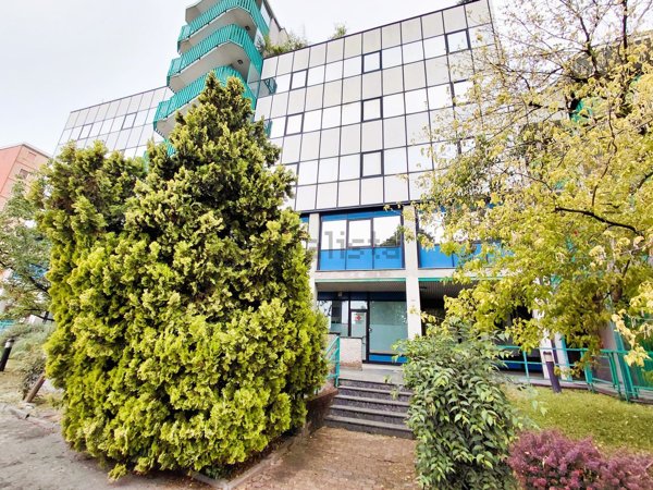 ufficio in vendita a Cologno Monzese