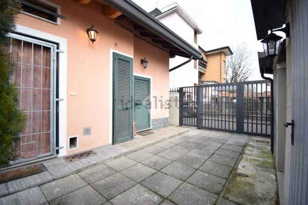 appartamento in vendita a Cologno Monzese in zona San Maurizio al Lambro