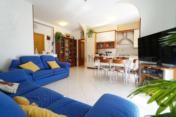 appartamento in vendita a Cologno Monzese in zona San Maurizio al Lambro
