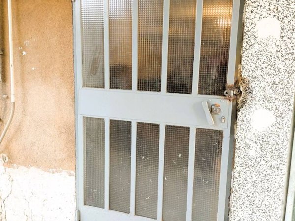 locale commerciale in vendita a Cologno Monzese