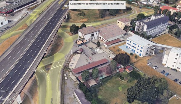 locale commerciale in vendita a Cologno Monzese