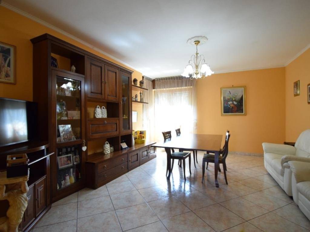 appartamento in vendita a Cologno Monzese