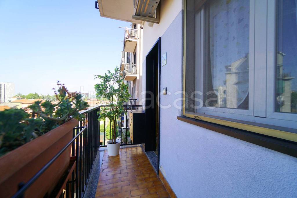 appartamento in vendita a Cologno Monzese