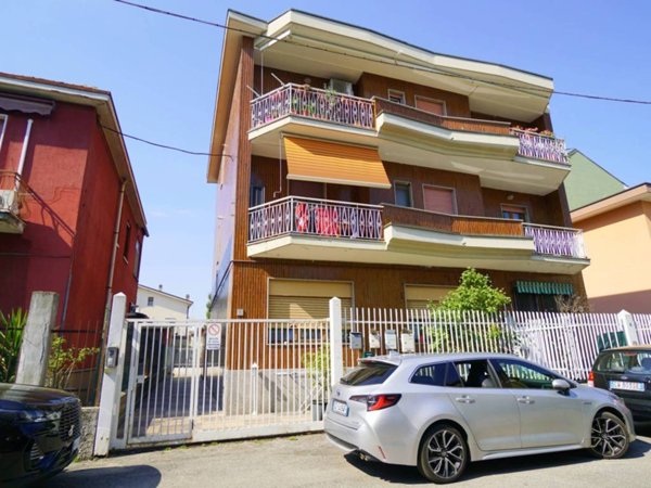 appartamento in vendita a Cologno Monzese