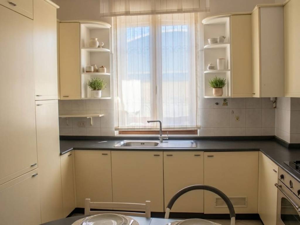 appartamento in vendita a Cologno Monzese in zona San Maurizio al Lambro