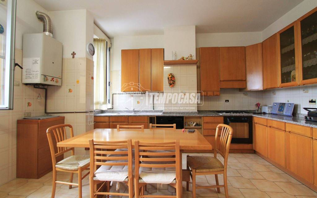 appartamento in vendita a Cologno Monzese in zona San Maurizio al Lambro