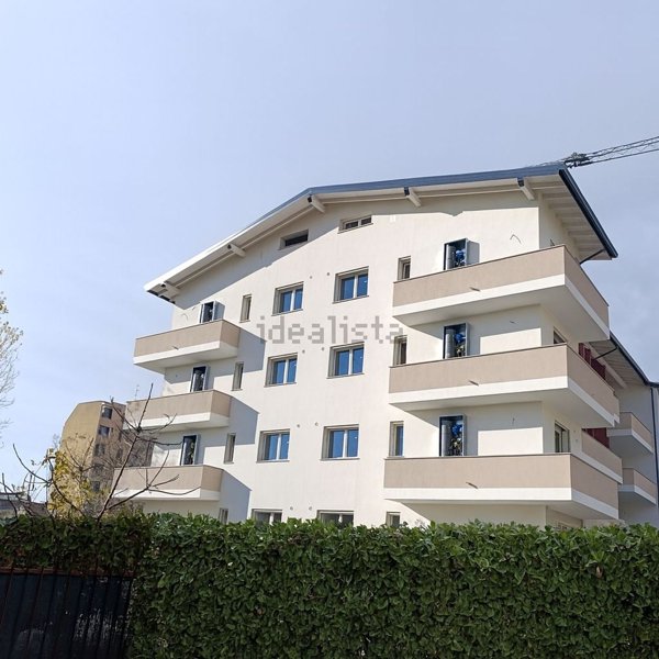 appartamento in vendita a Cologno Monzese in zona San Maurizio al Lambro