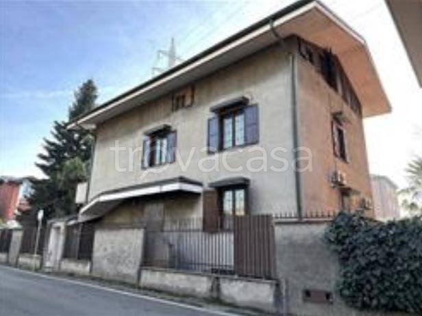 appartamento in vendita a Cologno Monzese in zona San Maurizio al Lambro