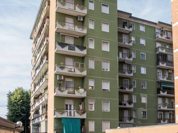 appartamento in vendita a Cologno Monzese in zona San Maurizio al Lambro