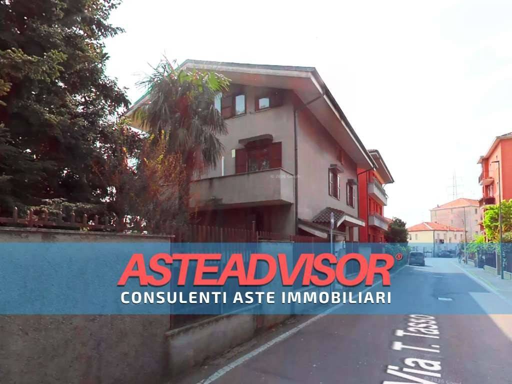 appartamento in vendita a Cologno Monzese in zona San Maurizio al Lambro