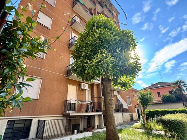 appartamento in vendita a Cologno Monzese