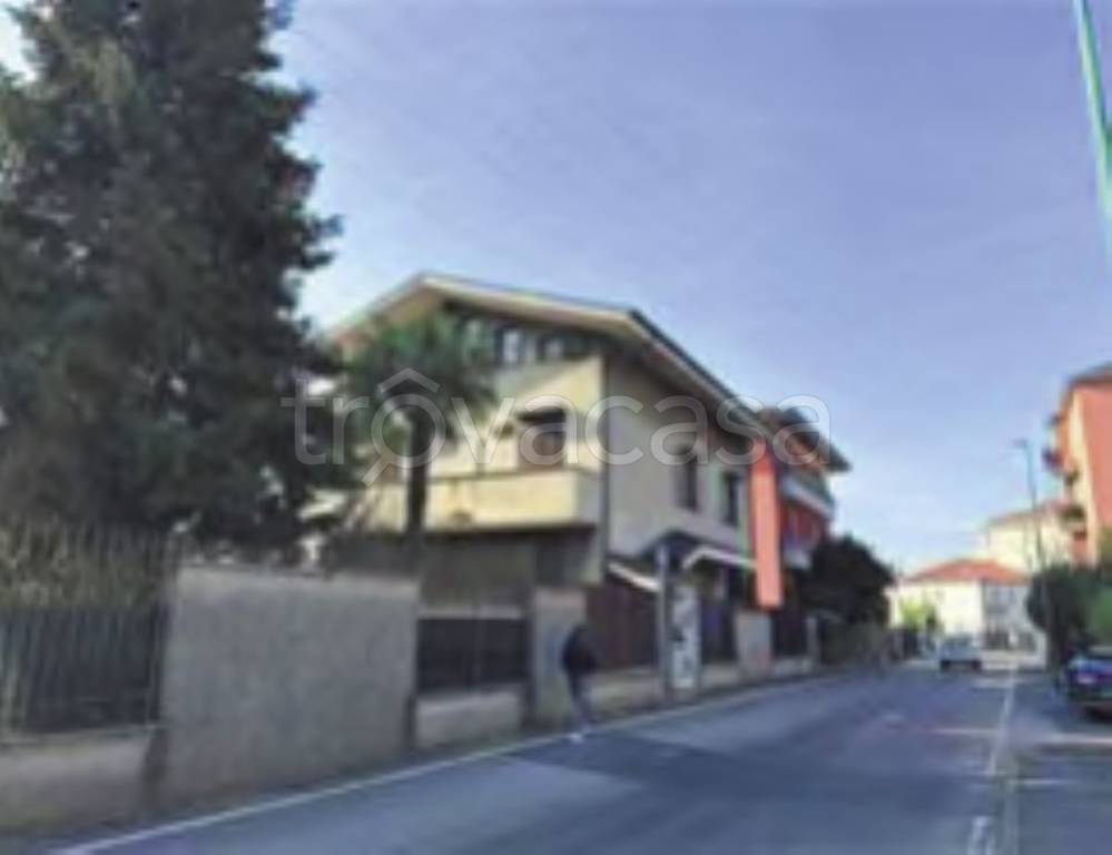 casa indipendente in vendita a Cologno Monzese in zona San Maurizio al Lambro