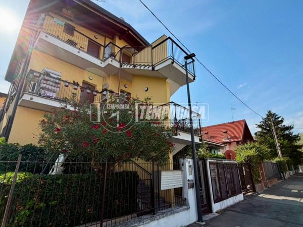 appartamento in vendita a Cologno Monzese
