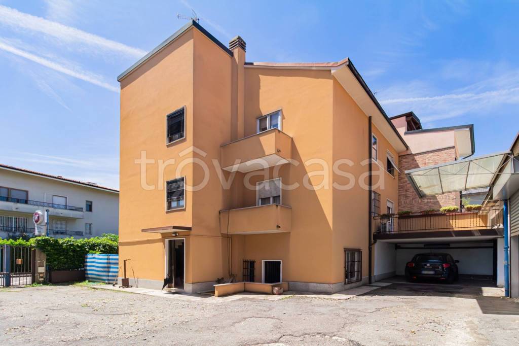 appartamento in vendita a Cologno Monzese