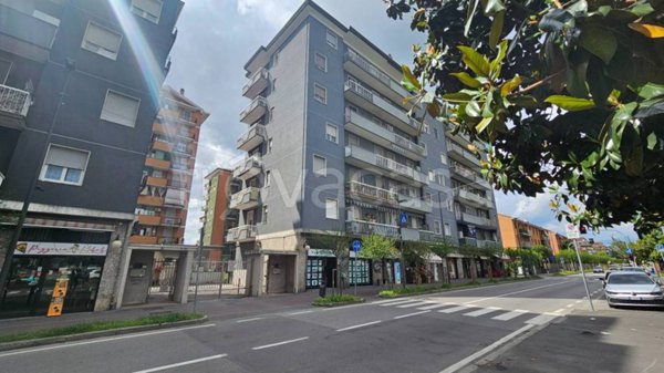appartamento in vendita a Cologno Monzese in zona San Maurizio al Lambro