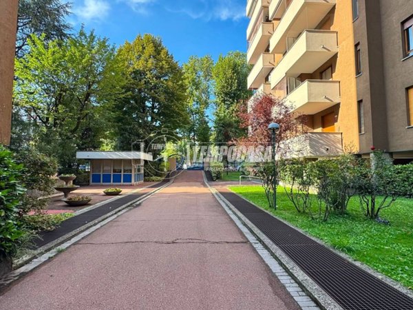 appartamento in vendita a Cologno Monzese