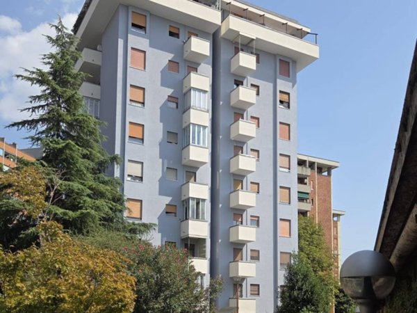 appartamento in vendita a Cologno Monzese