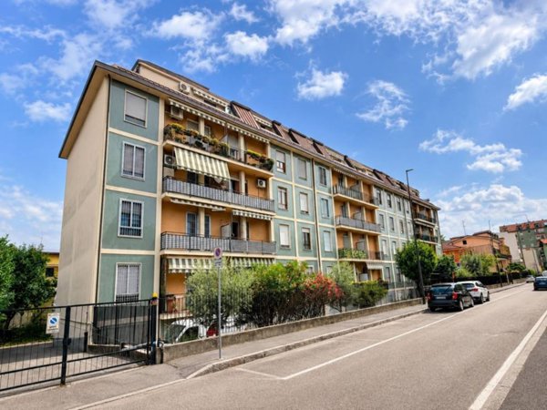 appartamento in vendita a Cologno Monzese