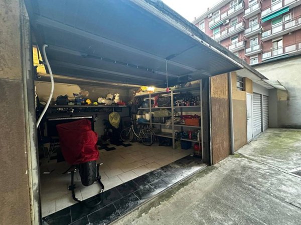 box auto in vendita a Cologno Monzese in zona San Maurizio al Lambro