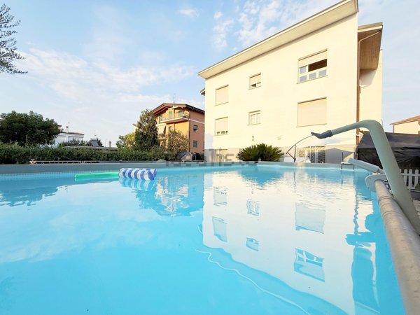casa indipendente in vendita a Cologno Monzese