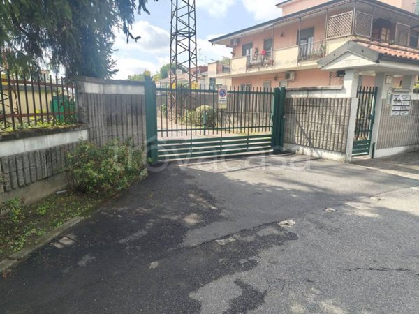 box auto in vendita a Cologno Monzese in zona San Maurizio al Lambro