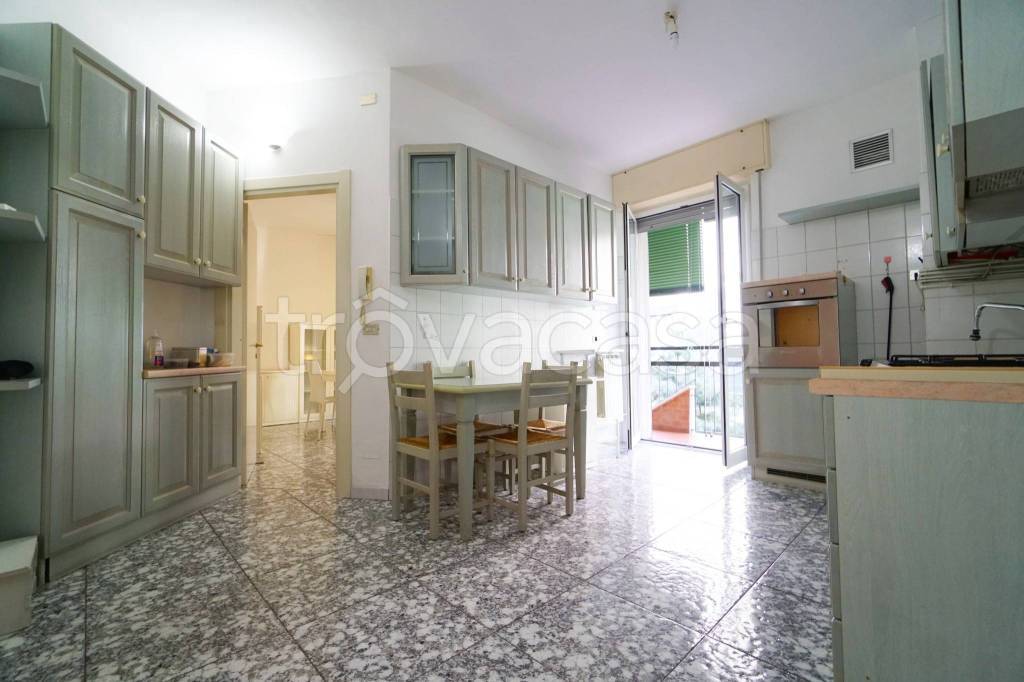 appartamento in vendita a Cologno Monzese in zona San Maurizio al Lambro