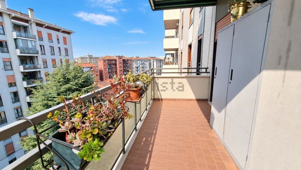 appartamento in vendita a Cologno Monzese