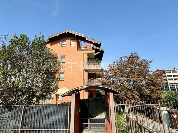 appartamento in vendita a Cologno Monzese