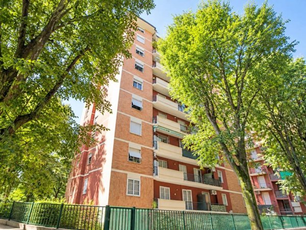 appartamento in vendita a Cologno Monzese in zona San Maurizio al Lambro