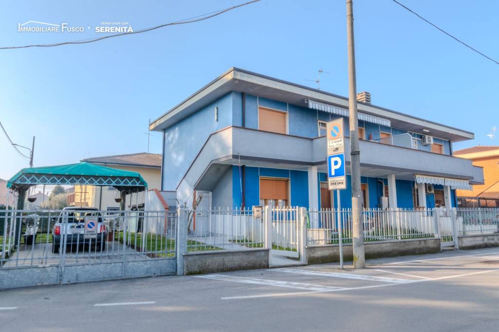 appartamento in vendita a Colturano in zona Balbiano