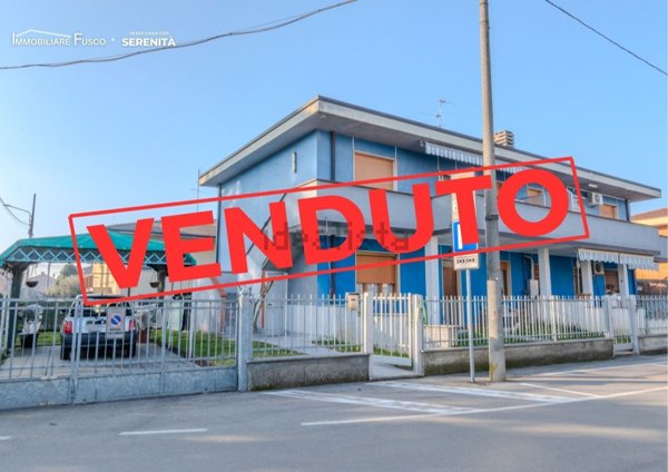 appartamento in vendita a Colturano in zona Balbiano