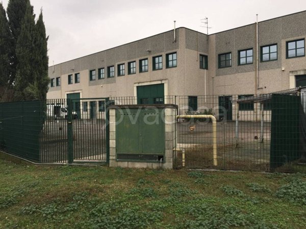 capannone in vendita a Colturano