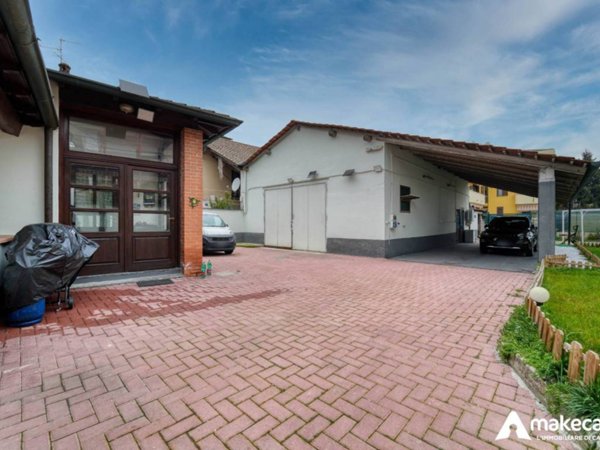 locale commerciale in vendita a Colturano