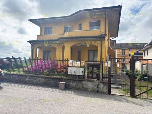 appartamento in vendita a Colturano in zona Balbiano