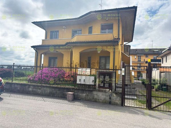 appartamento in vendita a Colturano in zona Balbiano