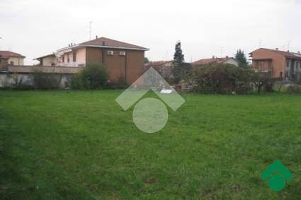 terreno edificabile in vendita a Corbetta