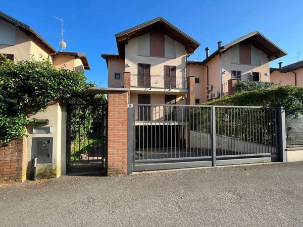 casa indipendente in vendita a Corbetta