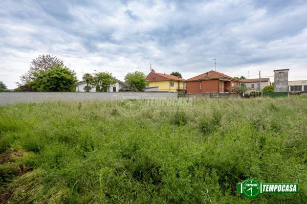 terreno edificabile in vendita a Corbetta