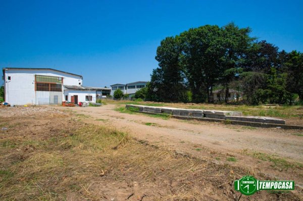 terreno edificabile in vendita a Corbetta