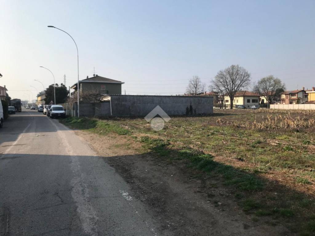 terreno edificabile in vendita a Corbetta