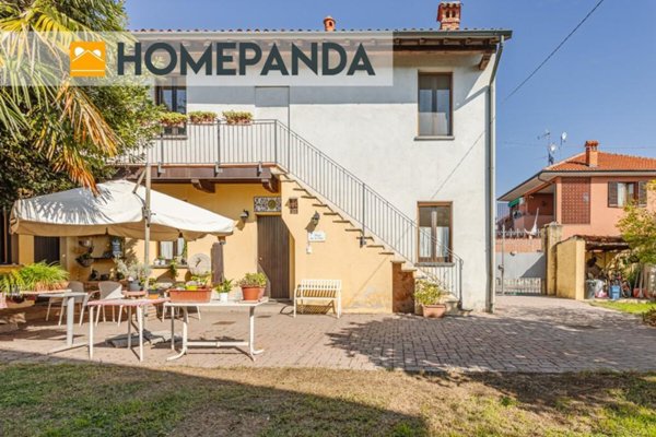 casa indipendente in vendita a Corbetta in zona Battuello