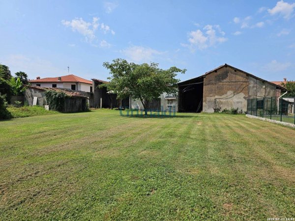terreno agricolo in vendita a Corbetta in zona Soriano