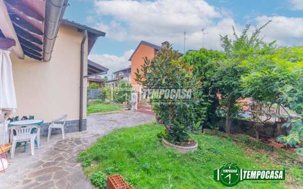 casa indipendente in vendita a Corbetta