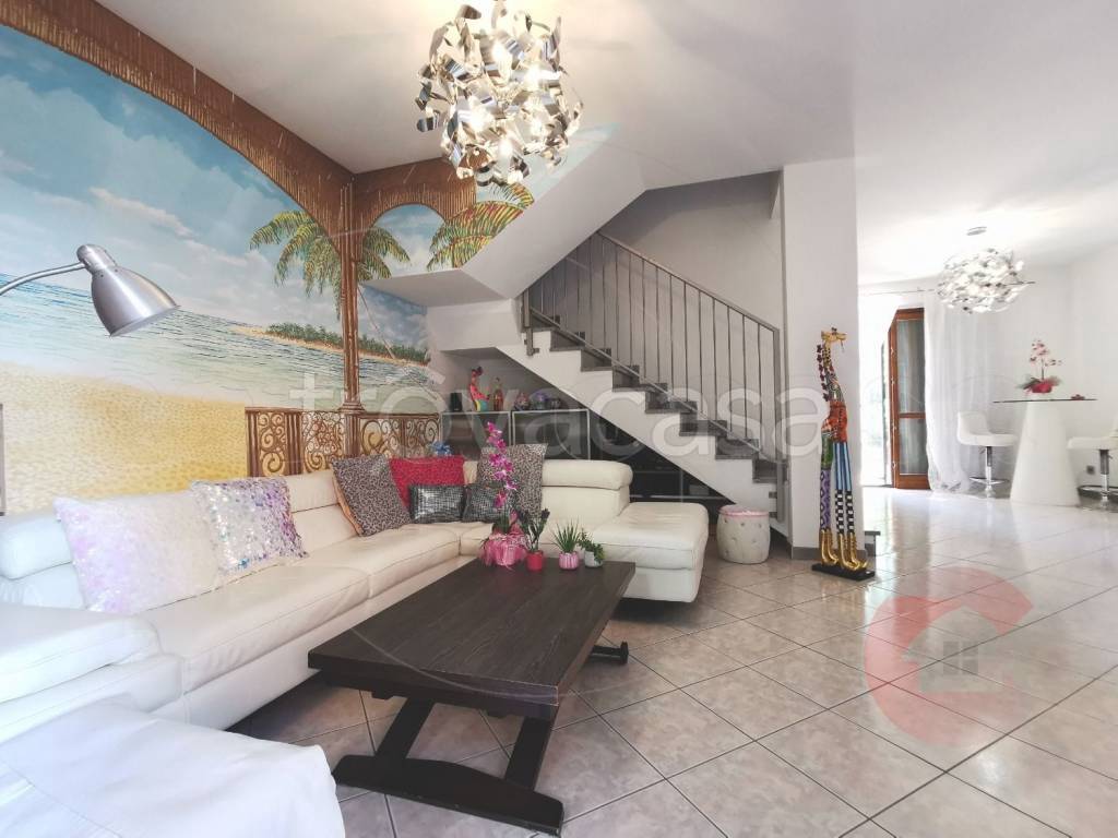 casa indipendente in vendita a Corbetta