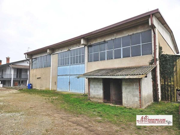 capannone in vendita a Corbetta