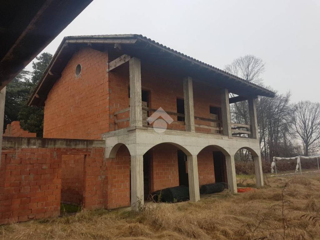 casa indipendente in vendita a Corbetta in zona Battuello