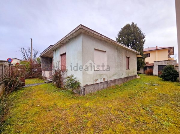 casa indipendente in vendita a Corbetta